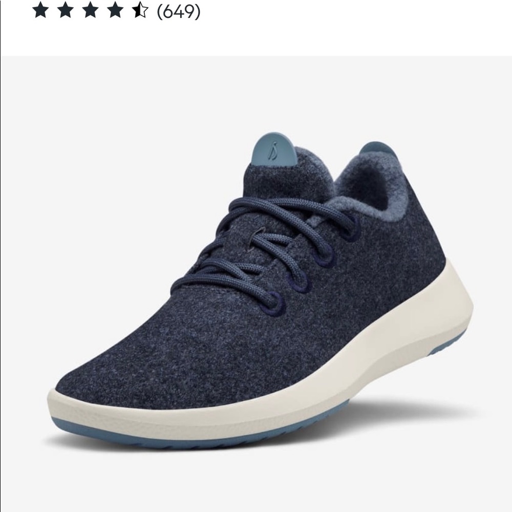 SOLD •ALLBIRDS• Brand New!! Wool Runner Mizzles. Savanna Night with Cream soles.